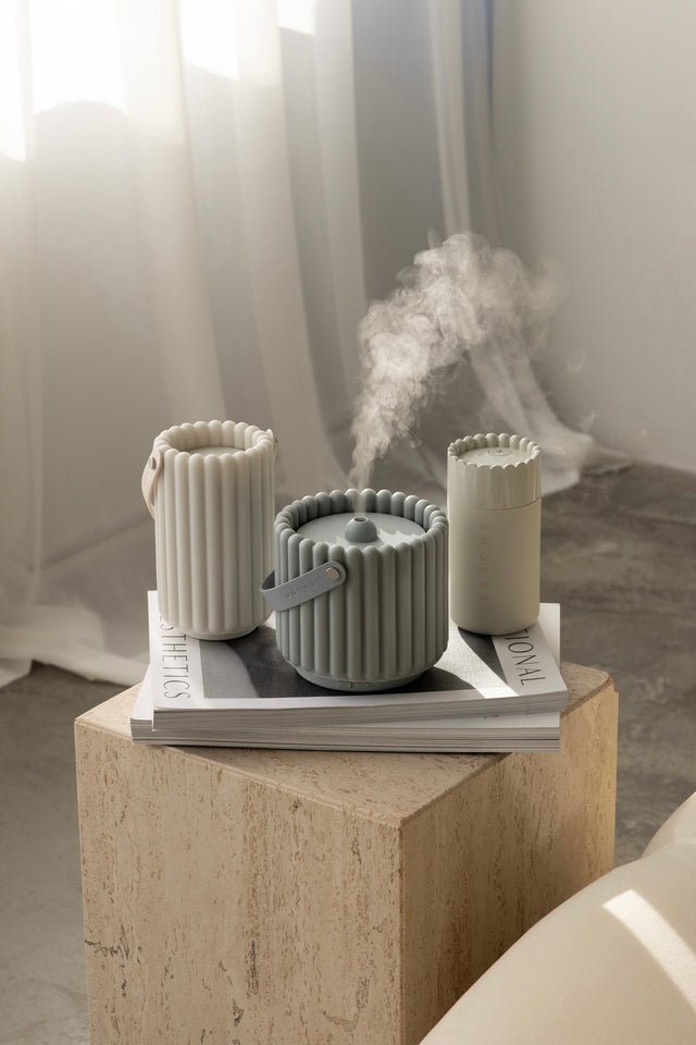 Waterless vs Ultrasonic Diffusers: Which Aromatherapy Diffuser Is Better?